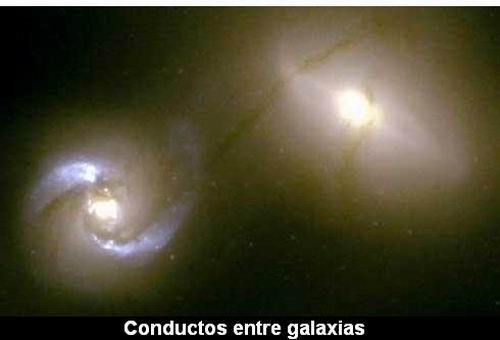 Conductos entre galaxias.jpg